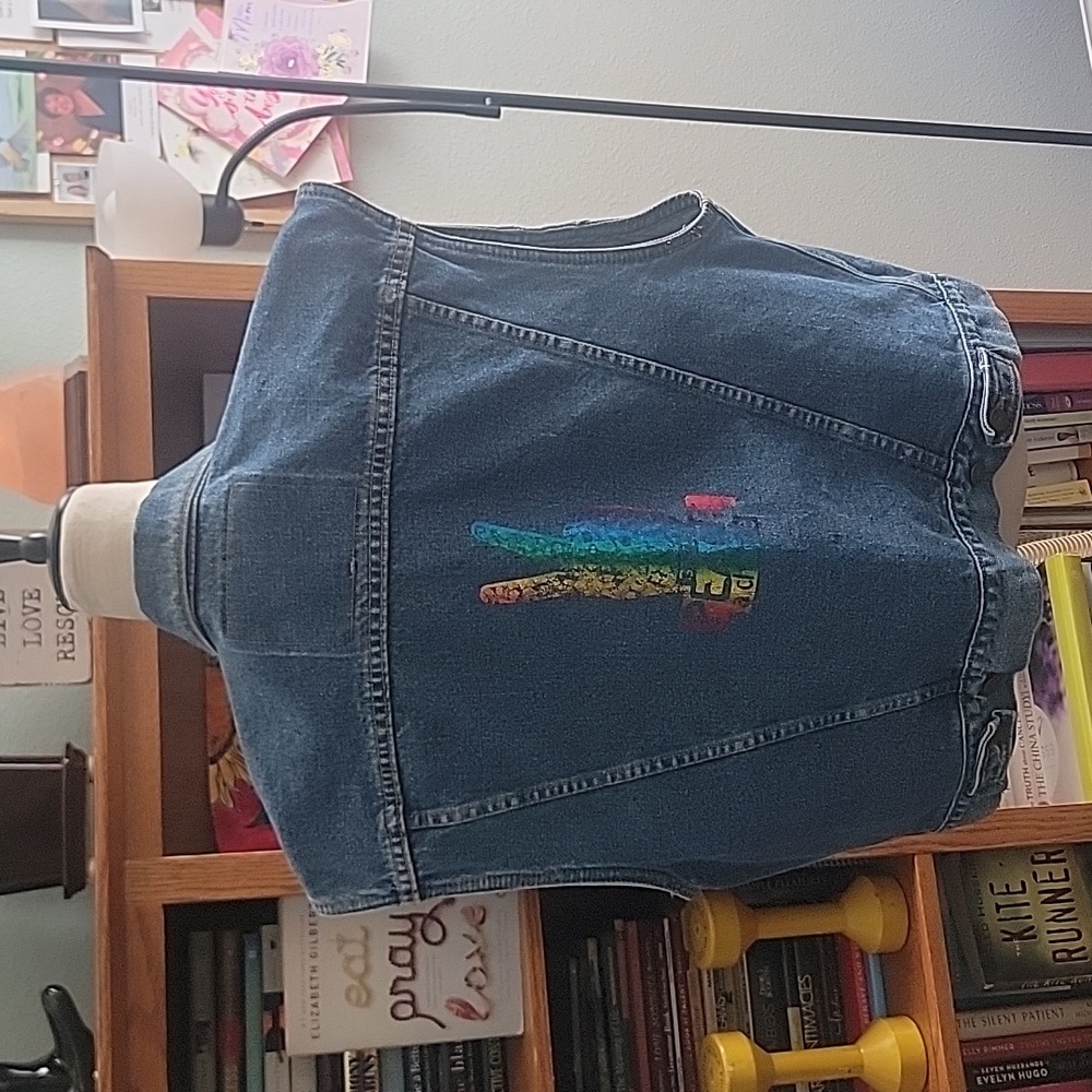 Levi sleeveless Jean Jacket